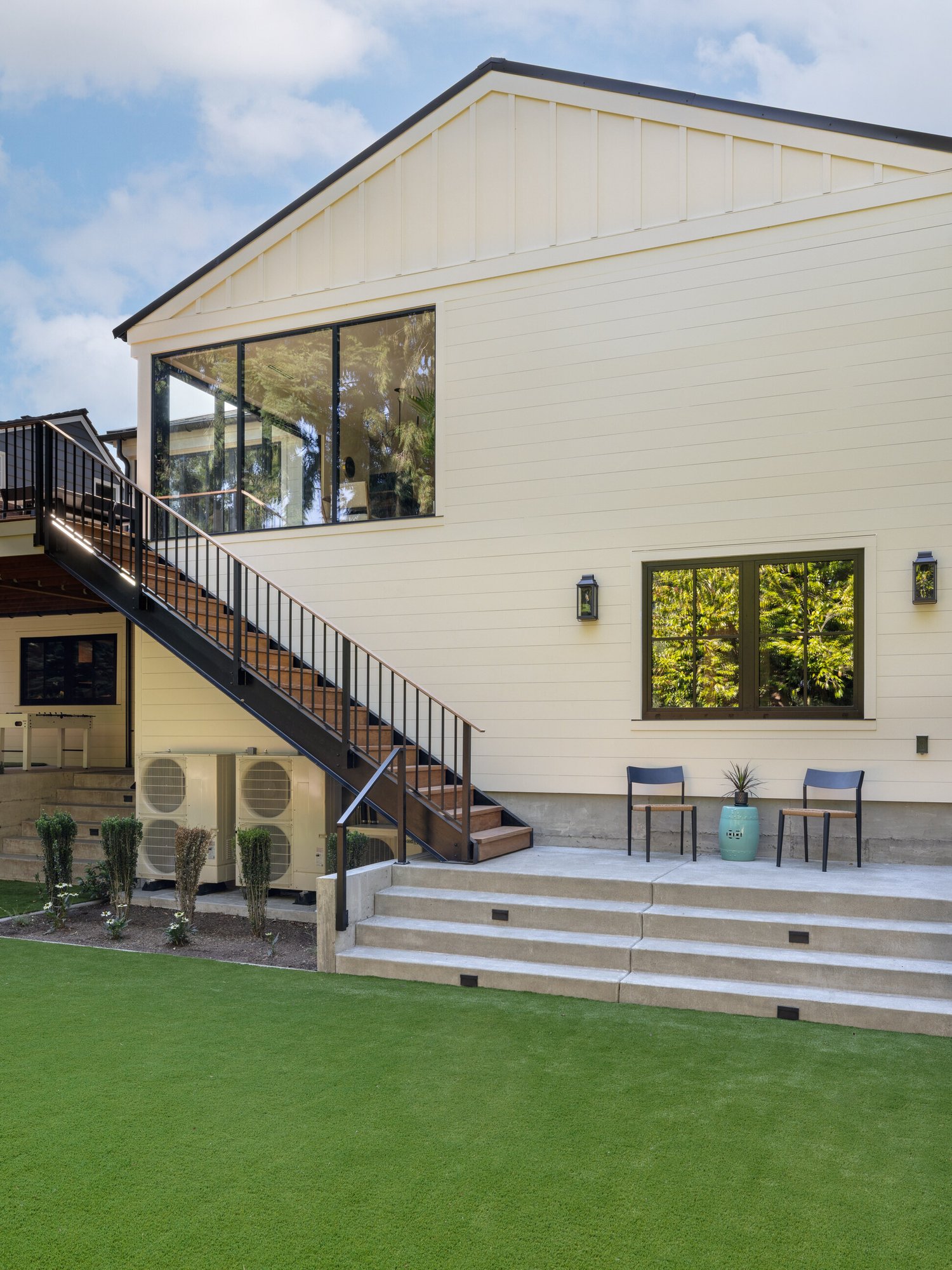 IHR.Hawthorne.Hills.Seattle.Exterior.Yard.Remodel.Web