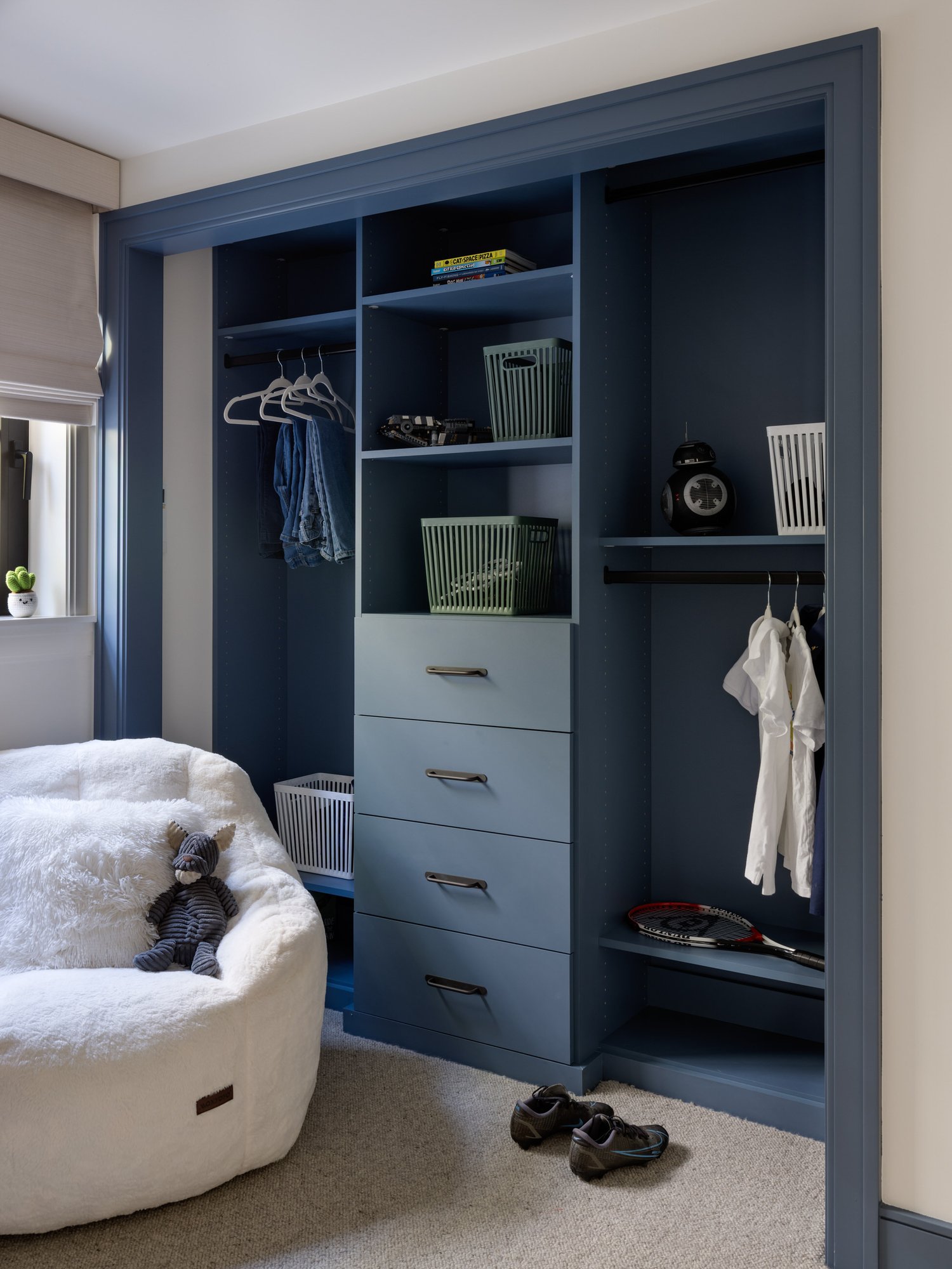 IHR.Hawthorne.Hills.Seattle.Guest.Bedroom.Closet.Remodel.Web