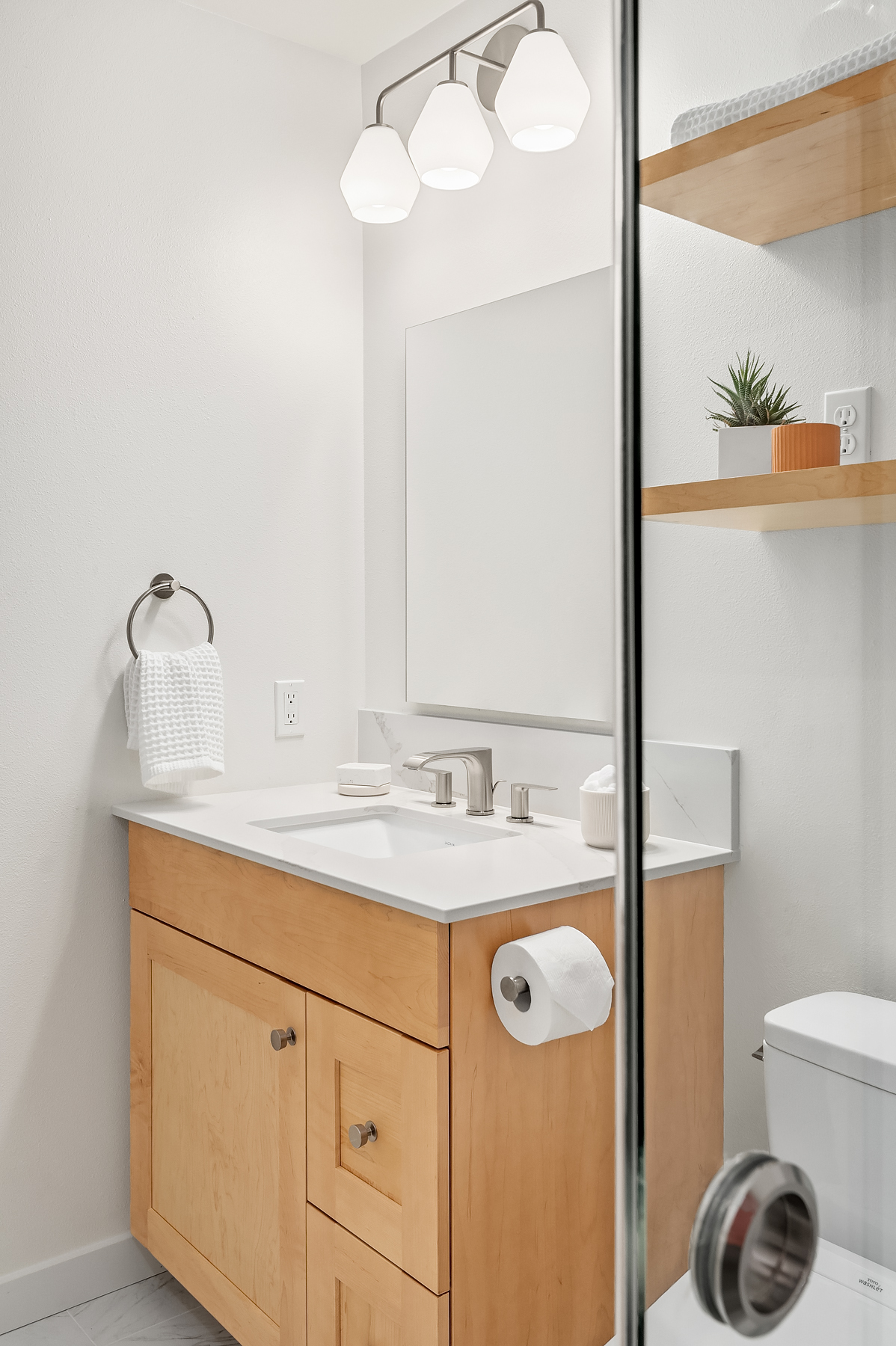 IHR.Seattle.Green.Way.Kitchen.Bathroom.Remodel.8.2022 IHR.Seattle.Green.Way.Kitchen.Bathroom.Remodel.8.2022