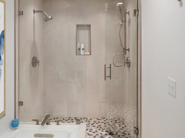 Seattle Master Shower with Double Shower Heads Seattle Master Shower with Double Shower Heads